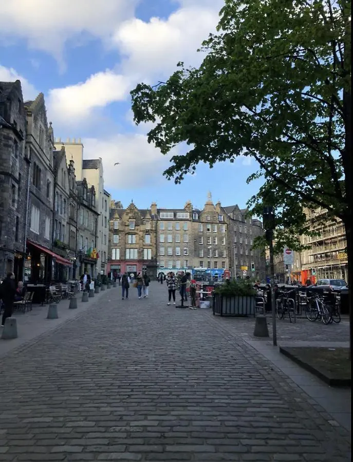 Grassmarket View Suites Edinburgh 0*,